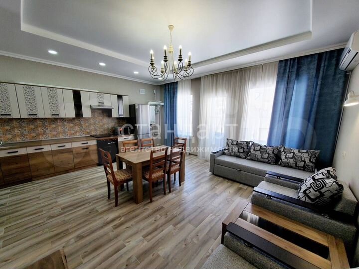 Таунхаус 163,3 м² на участке 1 сот.