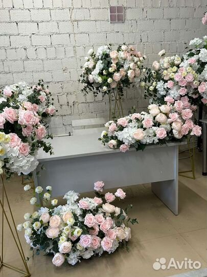 Аренда свадебных композиций