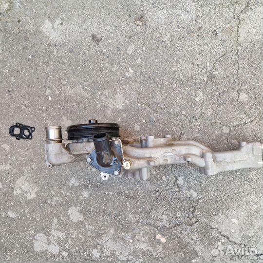 Корпус помпы кадилак эскалейд