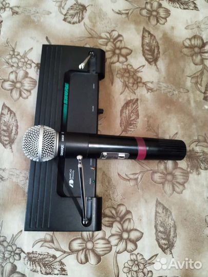 Радио микрофон shure sm58usa