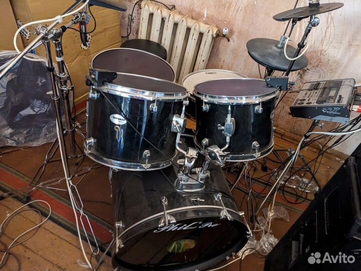 Ударная установка с триггерами и модулем