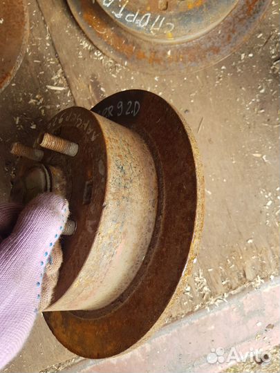 Задний тормозной диск Mitsubishi lancer 9 (2.0)