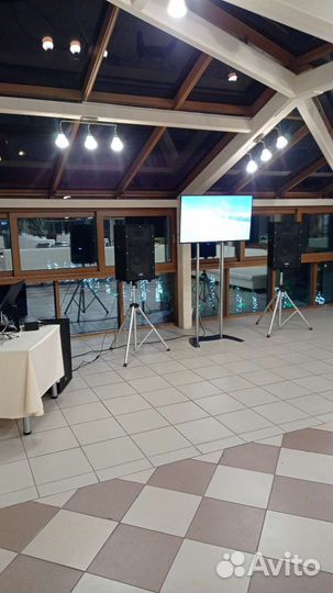 Музыкальное сопровождение, DJ