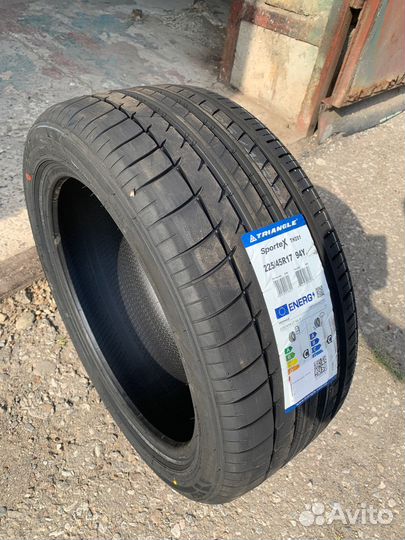 Triangle TH201 255/45 R17