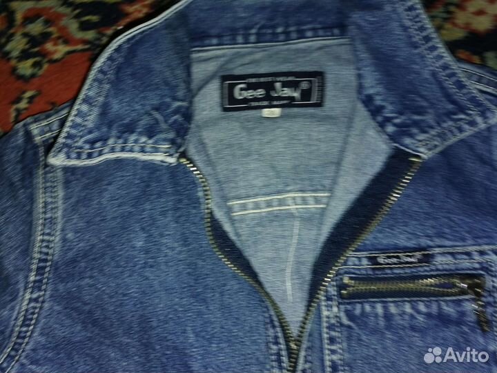 Джинсовая куртка для мальчика