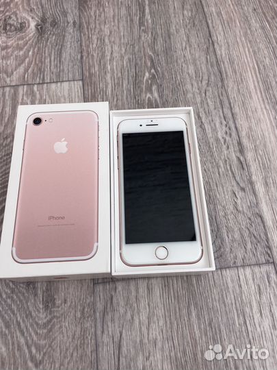 iPhone 7, 32 ГБ