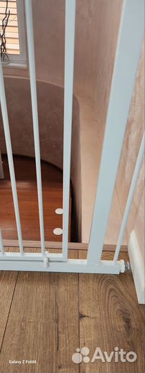 Ворота безопасности для лестницы