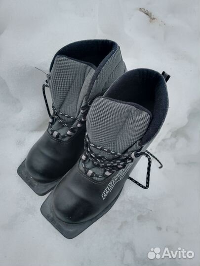 Лыжные ботинки 37