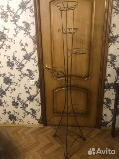 Подставка для цветов напольная металлическая