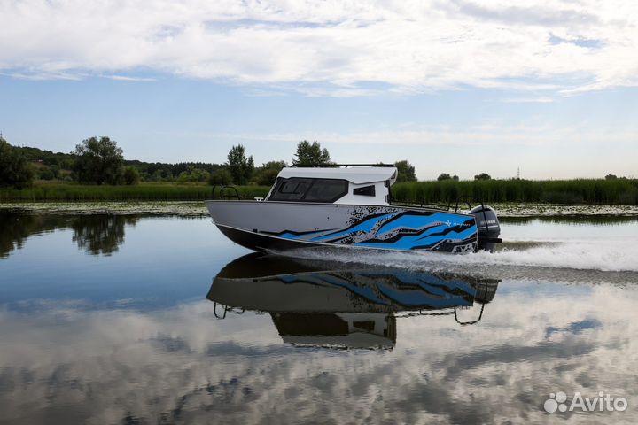 Realcraft 700 Cabin
