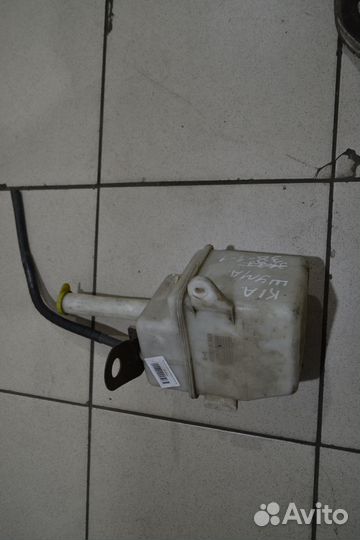 Бачок омывателя Kia Shuma