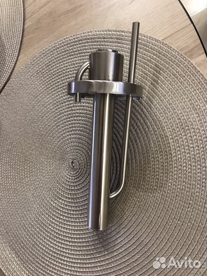 Попугай на банку