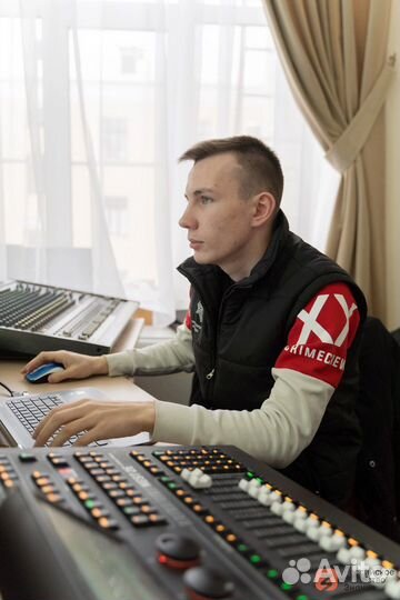 Диджей, диджей на банкет