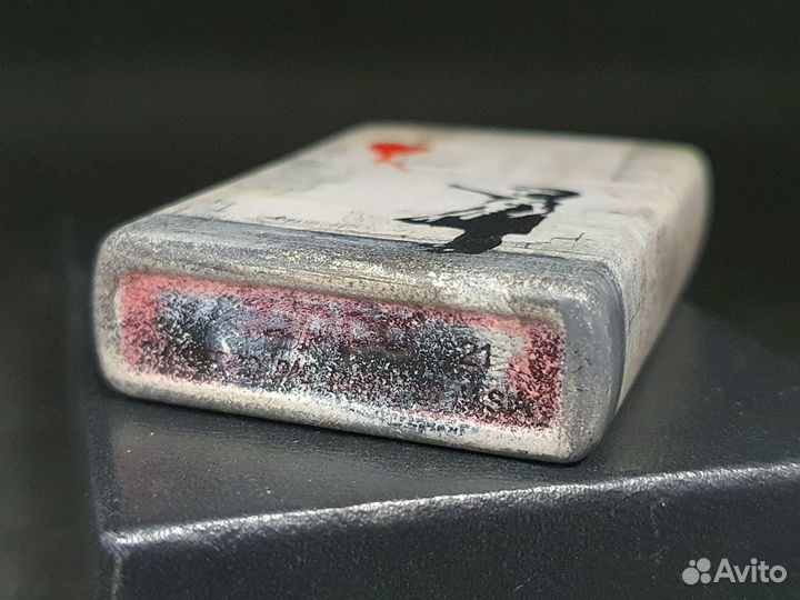 Зажигалка Zippo - Девочка с воздушным шаром