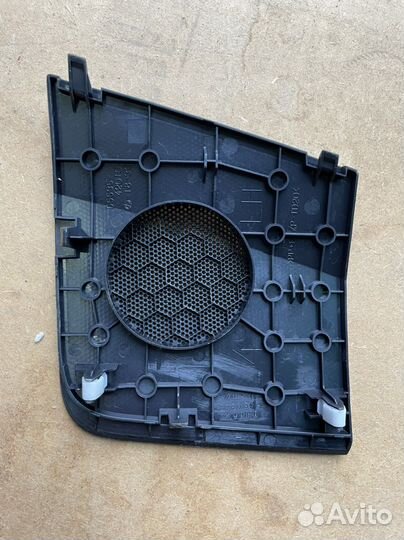 Рав 4 40 накладка торпедо заглушка динамика левая