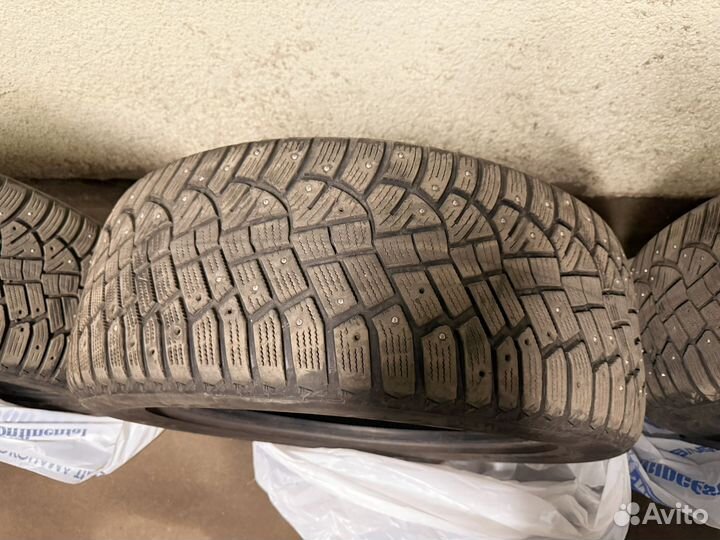 Continental IceContact 2 SUV 275/50 R21