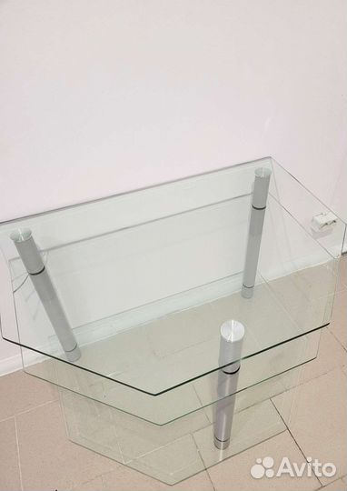 Стеклянная тумба- стол