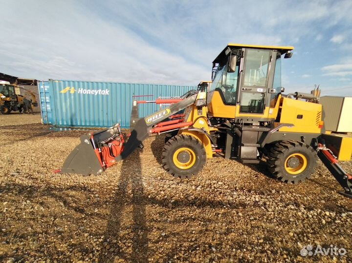 Экскаватор-погрузчик XCMG WZ30-25, 2023