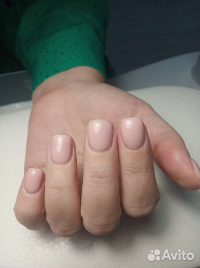 Маникюр педикюр