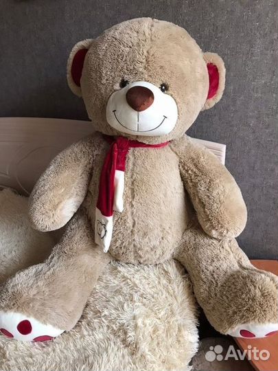 Большие плюшевые медведи
