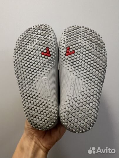 Сандалии Vivobarefoot босоногие