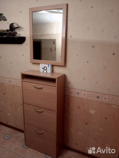 Обувница с зеркалом