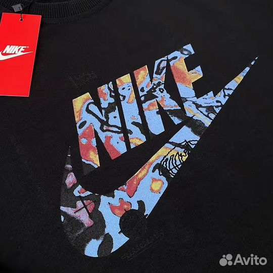 Свитшот Nike