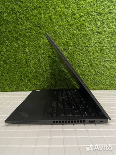 Ноутбук Thinkpad T490s