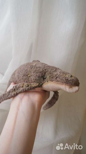 Игрушка кит ручной работы