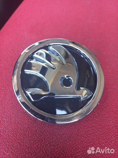 Эмблема skoda