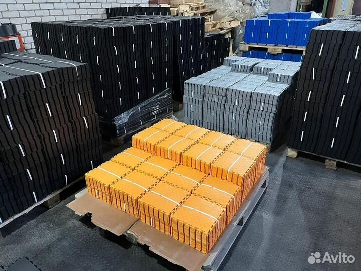 Модульное напольное покрытие для гаража