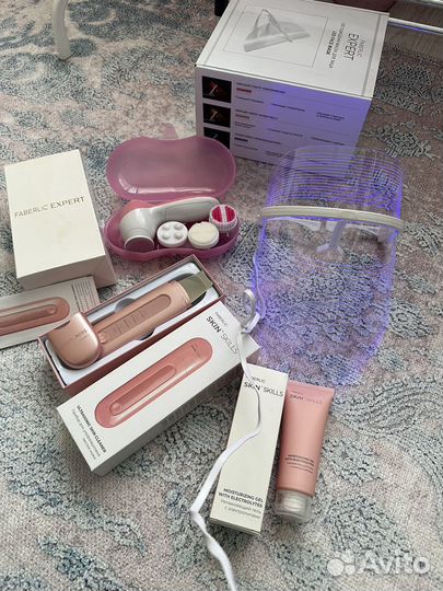 Косметика набором новая приборы для дица
