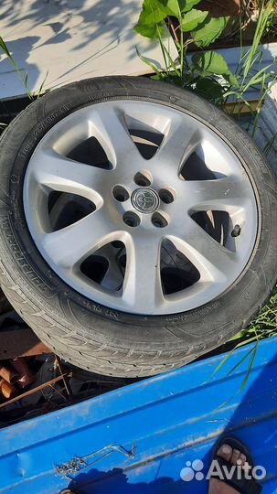 Accelera 651 Sport 215/50 R17