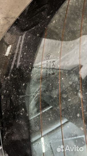 Заднее ветровое стекло киа к5