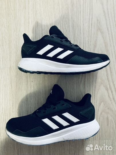 Кроссовки Adidas р.32