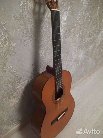 Гитара Yamaha c 40 (классика)