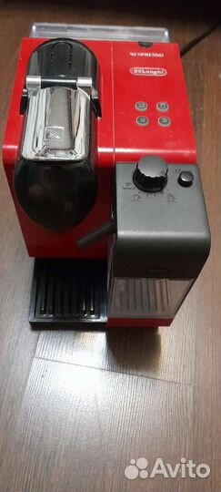 Кофемашина Delonghi