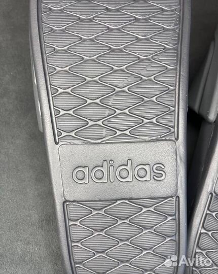 Мужские шлепанцы Adidas