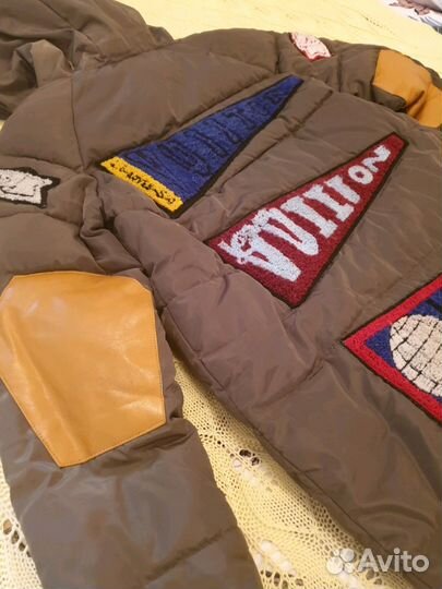 Куртка весенняя на подростка