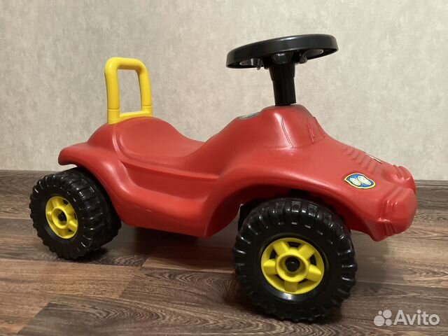Автомобиль-каталка 