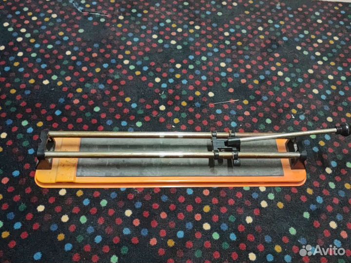 Плиткорез ручной бу