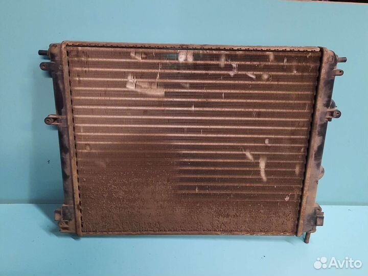 Радиатор Renault clio