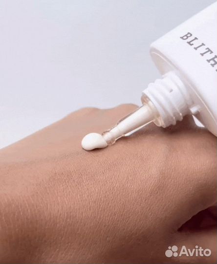 Солнцезащитный крем Blithe Honest Sunscreen