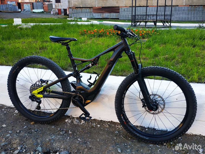 Specialized Turbo Levo 6Fattie 27.5+/29