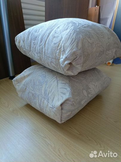 Подушка 2 шт для дивана