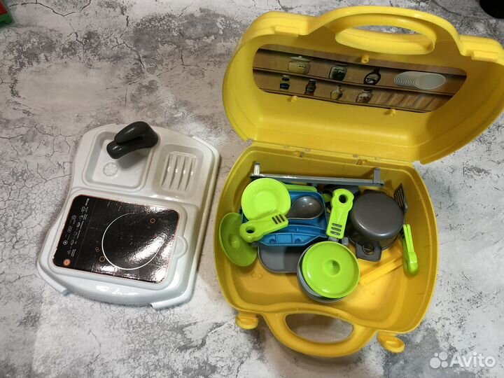 Паровозики на батарейках, кухня детская