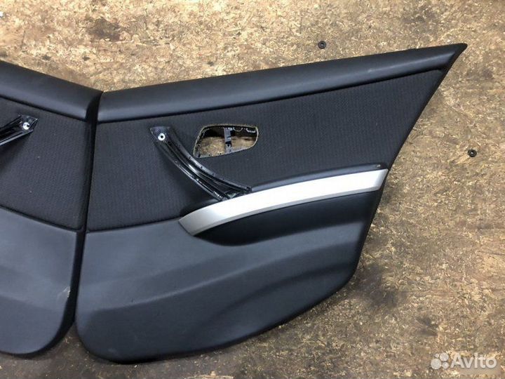 Дверные карты заднее Bmw E90