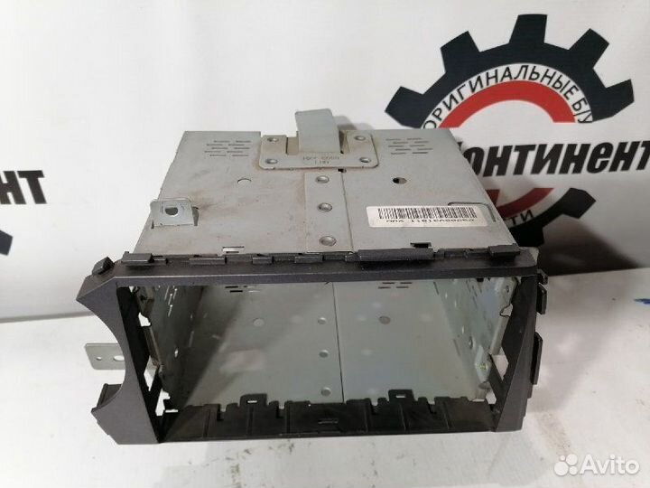 Рамка магнитолы Ssangyong Kyron 2011