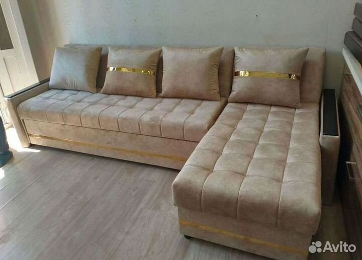 Диван угловой на заказ не б/у