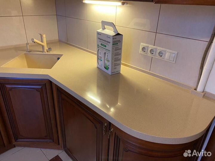 Столешница из искусственного камня